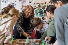 Týždeň vedy a techniky 2025 zaujal žiakov v...